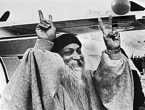 placer osho|Osho: 10 Key Teachings from the Indian Philosopher。